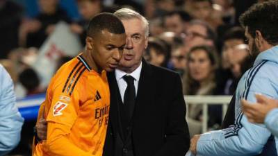 Carlo Ancelotti podría ser cesado como DT del Real Madrid ya que se le ha señalado duramente luego de la caída en la Champions League ante Liverpool.