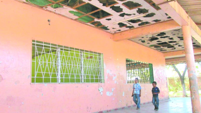 Un centro educativo en mal estado en Choluteca (imagen de archivo).
