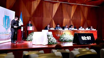 Las entrevistas se están realizando en el auditorio Alma Máter de la Universidad Nacional Autónoma de Honduras (UNAH).