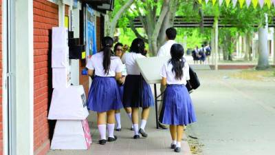 En el 2023 las cifras preliminares de<b> Usinieh</b> señalan que 57,895 terminaron sus estudios de bachillerato; 3,686 menos de los que se graduaron en 2022. Imagen de archivo.