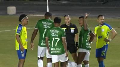 Melissa Pastrana se equivocó: El penal inexistente al Marathón ante Olancho