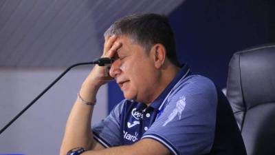 “Bolillo” Gómez no pudo ganar un tan solo juego como DT de Honduras.