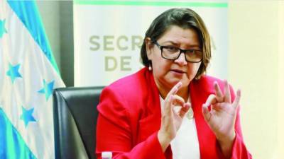 La ministra de Salud Carla Paredes. Imagen de archivo.