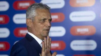 El técnico de Honduras, Reinaldo Rueda, deberá encaminar a la Bicolor hacia el Mundial de 2026 en Estados Unidos, Canadá y México.