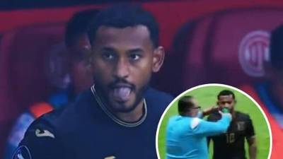 Juan Carlos Obregón tuvo que ser asistido con oxígeno durante el Toluca vs México.