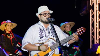Cantautor hondureño Abraham Sáenz lanza nuevo video musical