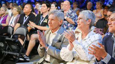 Harrison Ford y Jamie Lee Curtis recibieron un premio a Leyendas de Disney.