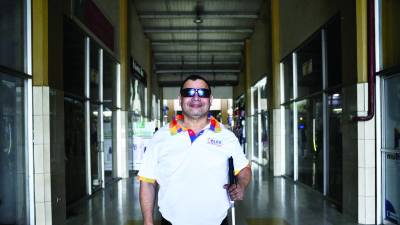 <b>Rubén Vásquez, director de la escuela Luis Braille.</b>