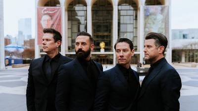El cuarteto de ópera pop Il Divo celebra su 20 aniversario con ‘XX’, su nuevo álbum que sale este viernes.