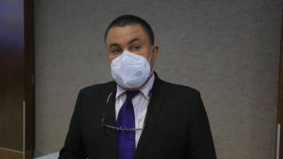 En varias ocasiones fue encañonado por los asaltantes, les rogó por su vida y la de su familia, así fue la horrible experiencia del doctor y diputado Carlos Umaña luego de ser robado dentro de su propia casa en San Pedro Sula.