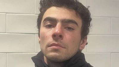 Foto proporcionada por el Departamento de Policía de Altoona, PA, de Luigi Mangione, tras ser arrestado en Pensilvania.