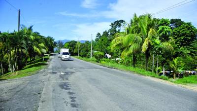 <b>La carretera CA-13 se ha usado por más de 35 años y urge ampliarla a cuatro carriles.</b>