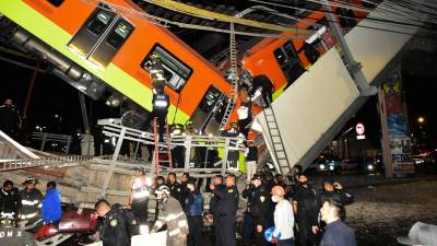 Vagones del metro de la Ciudad de México cayeron al vacío tras colapsar la estructura dejando decenas de heridos en mayo pasado.