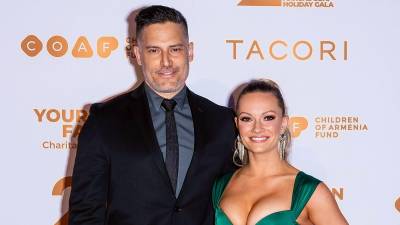 Joe Manganiello y su novia Caitlin O’Connor.