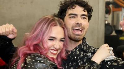 Ela Taubert y Joe Jonas han demostrado que la música no tiene fronteras.
