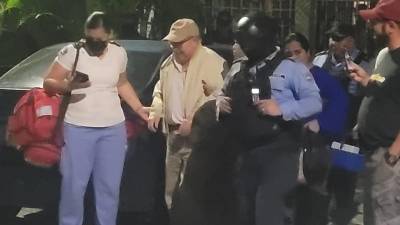 Momento en que fue capturado Juan Ramón Cruz (79 años), exdirector del Fondo Social para la Vivienda (Fosovi).