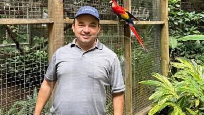 Las investigaciones por el asesinato del estudiante de Derecho Marvin Omar Fernández dieron un nuevo giro y ahora apuntan a un posible conflicto relacionado con la venta de unos terrenos en los que la víctima estaba trabajando para resolver varios problemas legales.