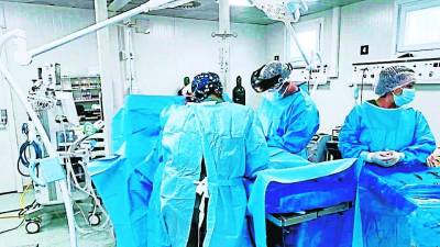Las intervenciones se hacen en clínicas privadas de manera subrogada.