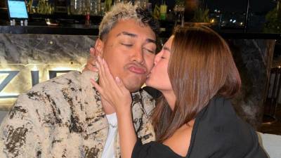 La presentadora hondureña Milagro Flores volvió a sorprender a sus seguidores al compartir nuevas fotos con el tiktoker, Supremo.