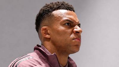Kylian Mbappé sigue dando de qué hablar en Real Madrid luego de su polémica ausencia en El Clásico donde los blancos perdieron ante Barcelona en un resultado que consagró como campeones de España al conjunto culé.