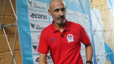 ¡Revelado! Estas son las cuatro razones que molestaron mucho a Eduardo Espinel y que lo llevaron a poner su renuncia como entrenador del Olimpia.