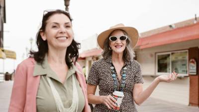 Desde la neurociencia, la menopausia no solo puede entenderse mejor, sino también vivirse como una oportunidad para conocerse, cuidarse y disfrutarse.