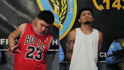 Momento de la captura de Jefry Eduardo Perdomo García, alias “Coala” o “Blindado”, de 18 años y Michael David Alvarado Cerrato, de 23 años, alias “Pillo” o “Gavilán”.