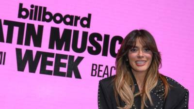 La artista Kany García, quien promueve su 'Puerta Abierta Tour', confesó tener espondilitis anquilosante durante en el primer día de la Semana Billboard de la Música Latina en Miami, donde una de sus seguidoras le preguntó sobre sus miedos.
