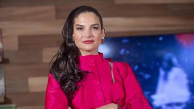 La cantante española Natalia Jiménez salió al paso de la polémica generada tras su llegada en ambulancia a la fiesta de cumpleaños de Carlos Rivera, un hecho que generó cuestionamientos en redes sociales y abrió el debate sobre el uso de vehículos de emergencia.