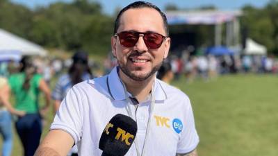 El comunicador y comediante hondureño Elmer Valladares anunció este miércoles su salida definitiva de Televicentro, casa televisiva en la que laboró durante 16 años y donde consolidó gran parte de su carrera artística y profesional.