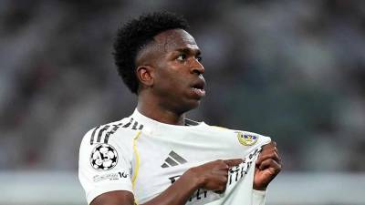 En medio del caos que se vive en el Real Madrid, un gigante europeo quiere aprovecharse de la debacle merengue para llevarse a Vinicius, quien tiene un valor de mercado de 150 millones de euros. ¿Lo venderá el club blanco?