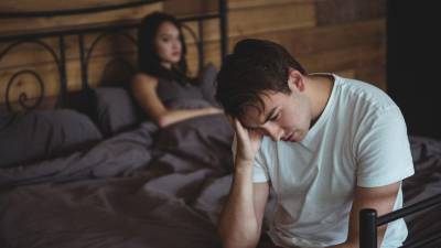 Las prácticas de validación emocional en la pareja ayudan a fortalecer la confianza y el bienestar psicológico masculino.