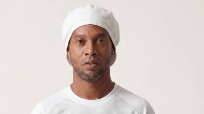 BOMBAZO. El astro brasileño Ronaldinho ha decidido volver al fútbol profesional.