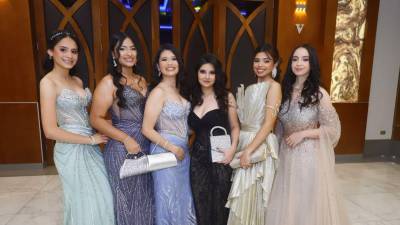 Emily López, Annette Andino, María Del Cid, Nahomy Rivera, Jamie Menardi y Rebecca Orellana