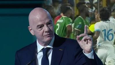 La última fecha de la primera fase de la Concacaf Nations League dejó una polémica escena. Guatemala y Surinam protagonizaron un escandaloso episodio, que, actualmente sigue resonando. Infantino se pronunció.