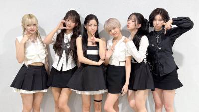 El grupo femenino surcoreano NMIXX se posicionó en 2026 como una de las principales referencias del K-pop internacional, alcanzando logros inéditos dentro de su género. Integrado por Lily, Haewon, Sullyoon, Bae, Jiwoo y Kyujin, el conjunto debutó bajo el sello JYP Entertainment y se destacó por su propuesta musical diversa y su carisma en escenarios globales.