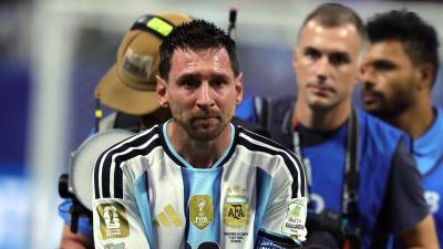 La clasificación de Argentina a los cuartos de final del Mundial 2026 no solo dejó una remontada inolvidable y las lágrimas de Lionel Messi, sino también una enorme controversia que amenaza con convertirse en uno de los mayores escándalos del torneo.