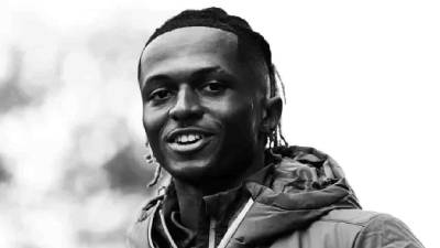 Lamentable. El mundo de fútbol vuelve a estar de luto, luego de confirmarse este miércoles 17 de diciembre el fallecimiento de un futbolista.