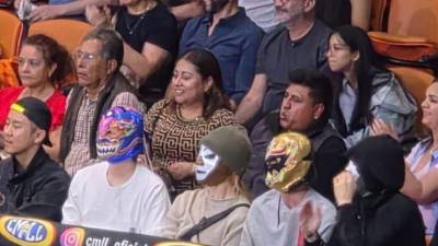 Los integrantes de BTS —Jin, Suga, Jimin y Jungkook— sorprendieron a sus seguidores al asistir a una función de lucha libre mexicana en la Ciudad de México, como parte de las actividades de su gira mundial “Arirang”.