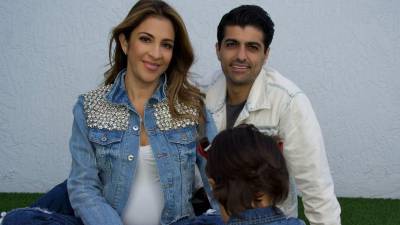 La periodista y presentadora Maity Interiano atraviesa uno de los momentos más felices de su vida. Tras su boda con Anuar Zidán en septiembre de 2023 y el nacimiento de su primera hija, Nour, en abril de 2024, la comunicadora anunció que espera a su segundo bebé. La noticia, compartida en exclusiva con ¡HOLA! Américas, marca un nuevo capítulo en la vida personal y profesional de la hondureña, quien asegura estar viviendo “el mejor momento de su vida”.