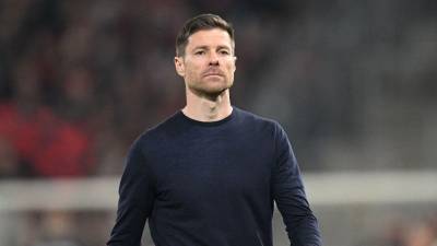 El futuro de Xabi Alonso vuelve a ser protagonista en el mercado de entrenadores. Tras su salida del Real Madrid, el técnico español ya maneja ofertas de clubes.