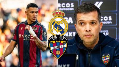 Luís Castro, entrenador del Levante, se pronunció a la posible marcha de Kervin Arriaga a la Serie A de Italia.