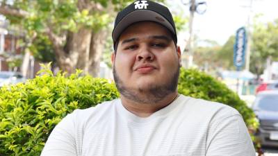 Johan David Reyes, orgullo hondureño, llevará su talento y pasión por el violín a Estados Unidos, donde continuará su formación profesional gracias a una beca para estudiar Educación Musical.