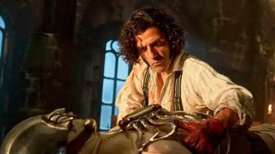 <b>Mejor Película Dramática: </b>Seis se disputan el preciado galardón:Frankenstein, Hamnet, Un simple accidente, El agente secreto, Valor sentimental y Pecadores (Sinners). A continuación, una descripción de cada una.<b>Frankenstein </b>es dirigida por Guillermo del Toro. Es protagonizada por Oscar Isaac, Jacob Elordi, Mia Goth. La historia es una nueva adaptación gótica de la novela de Mary Shelley: el científico Víctor Frankenstein crea una criatura que lo condena. Disponible en Netflix desde octubre 2025.