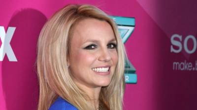 Britney Spears, detenida el pasado marzo en California por conducir bajo los efectos combinados de alcohol y drogas, emitía frases incoherentes, hablaba de forma errática y expresó cambios de humor drásticos ante las autoridades, según revela documentos policiales e imágenes divulgados por varios medios.