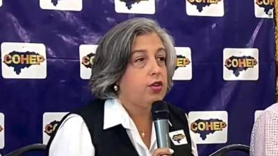 La presidenta de la iniciativa privada, Anabel Gallardo, leyó un comunicado y destacó que es tarea de todos mantener un ambiente de paz y tranquilidad.