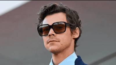 El cantante británico Harry Styles, creador del exitoso disco Harry’s House, lanzó nueva música por última vez en 2022. Sin embargo, una serie de señales recientes ha despertado la expectativa de sus seguidores sobre el posible inicio de una nueva etapa musical.