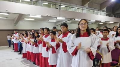 Los monaguillos se mostraron alegres en el encuentro.