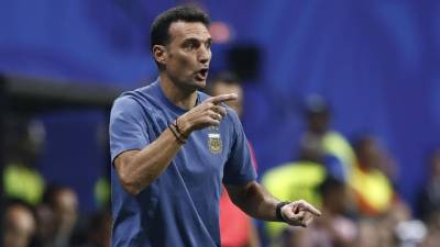 Lionel Scaloni durante la semifinal de Argentina ante Inglaterra en el Mundial 2026.