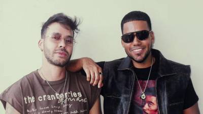 Las estrellas de la bachata Romeo Santos y Prince Royce anunciaron el comienzo de su gira 'Mejor tarde que nunca' el próximo abril en Estados Unidos, que contará con 25 fechas y pasará por 14 estados.